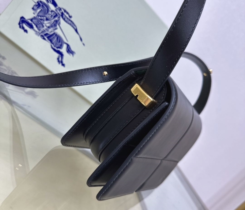 Bv*b*rry satchel bags